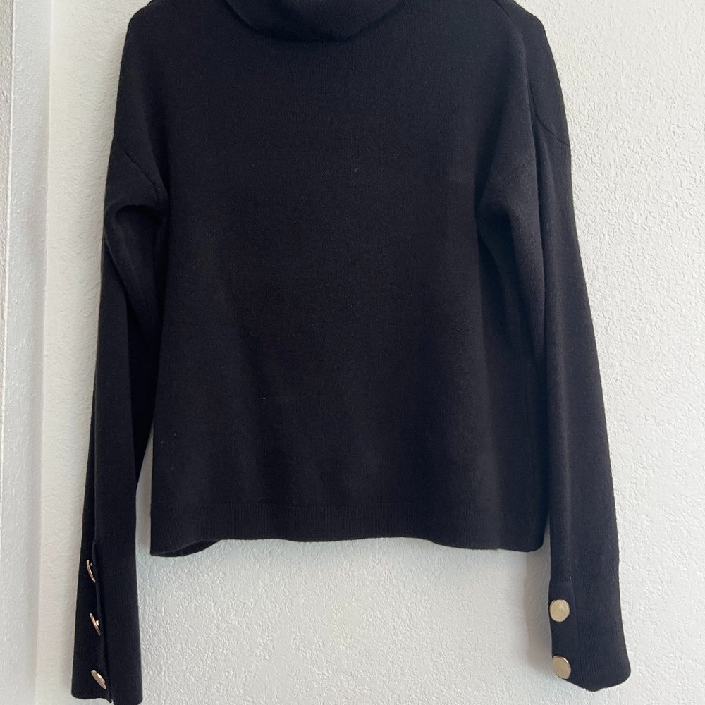 Turtleneck with gemstones